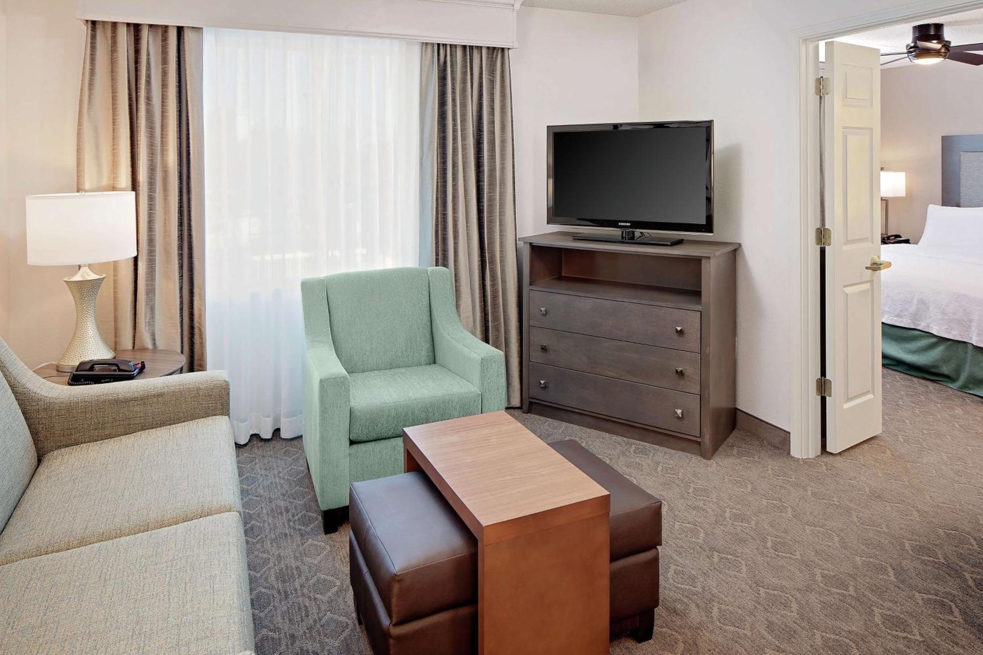 Homewood Suites By Hilton Dallas Market Center Exterior foto